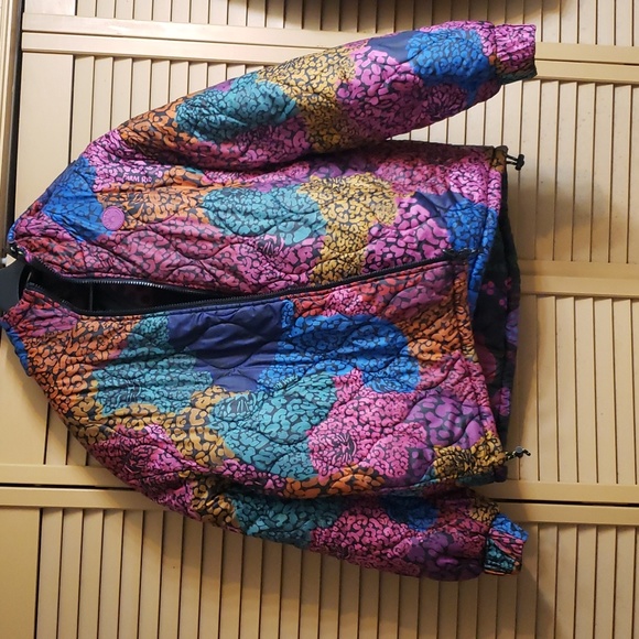 Farm Rio Puffer - Picture 4 of 6